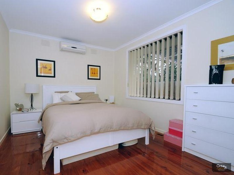 3/15 Burton Avenue, Clayton VIC 3168