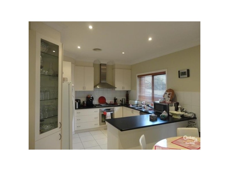 2/13 Wild Cherry Road, Ormond VIC 3204