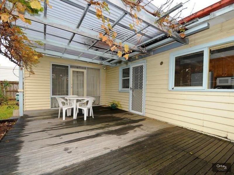 12 Wallace Avenue, Oakleigh South VIC 3167