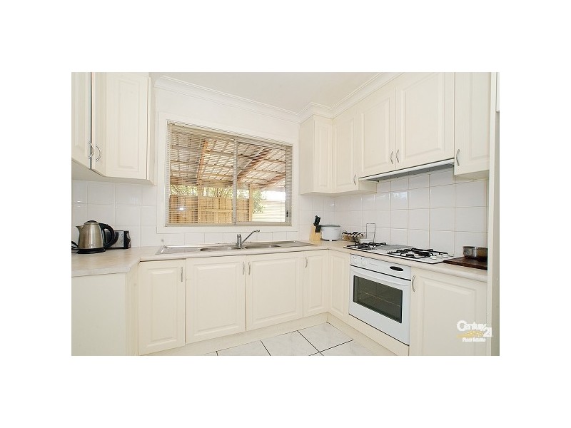 1/2 Laura Street, Clayton South VIC 3169