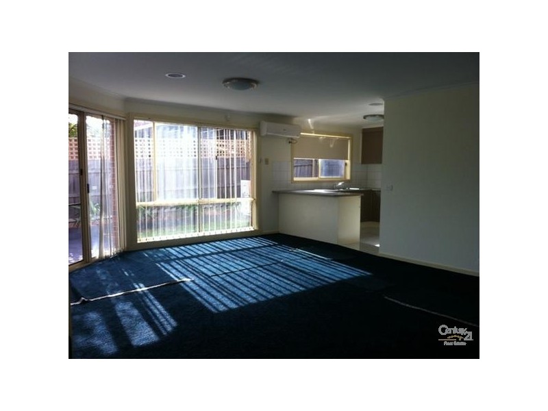 17 The Quadrangle, Glen Waverley VIC 3150