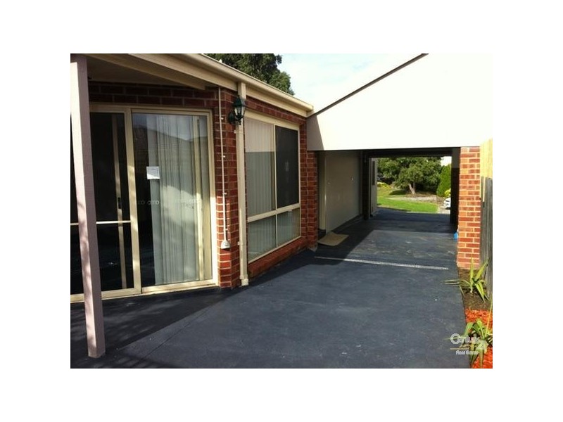 17 The Quadrangle, Glen Waverley VIC 3150