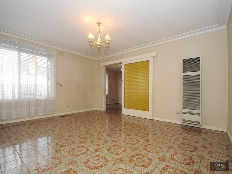 38 Ireland Road, Clayton South VIC 3169