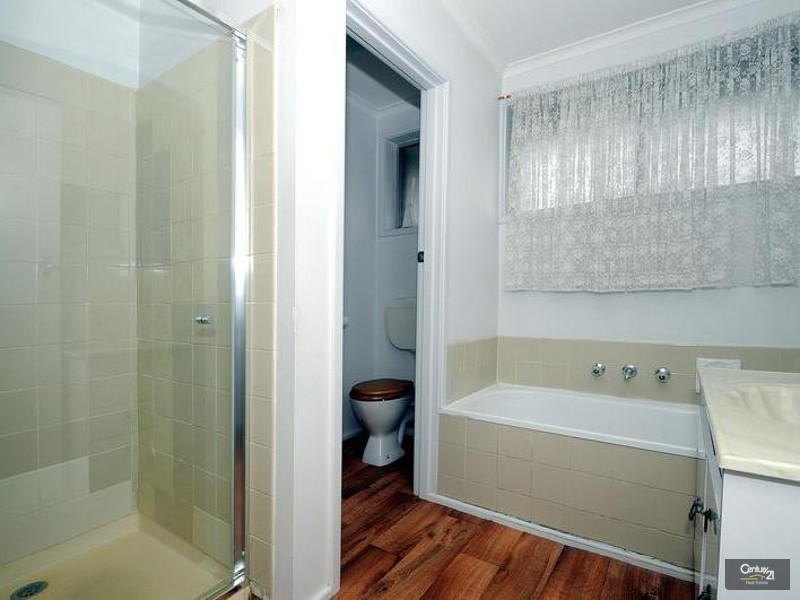 10 Warraweena Road, Clayton South VIC 3169