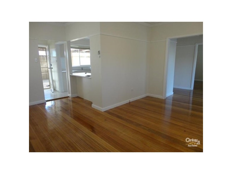 1/2 Laura Street, Clayton South VIC 3169