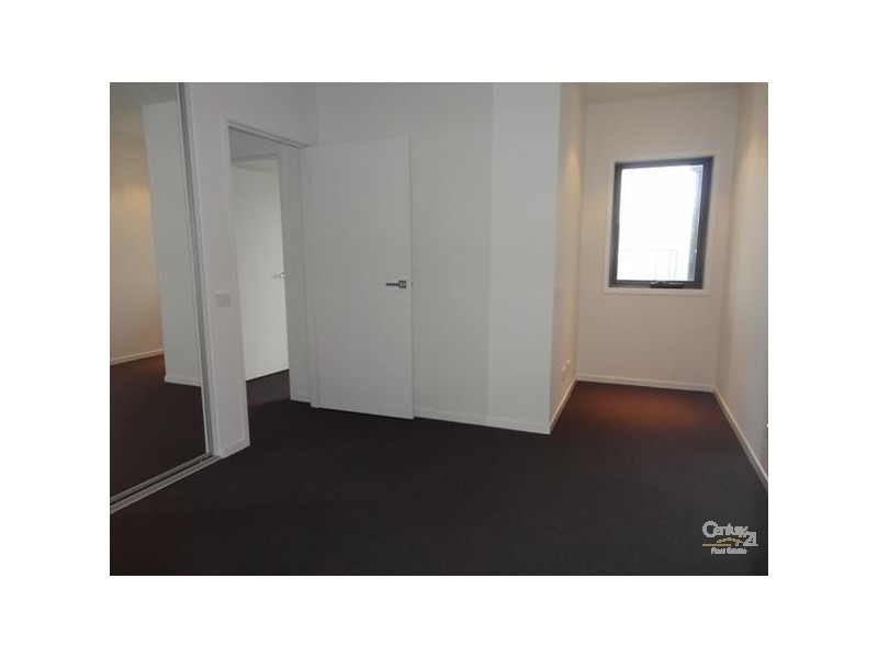 335/61-111 Rosebank Avenue, Clayton South VIC 3169