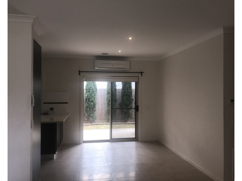 2/53 McMillan Street, Clayton South VIC 3169