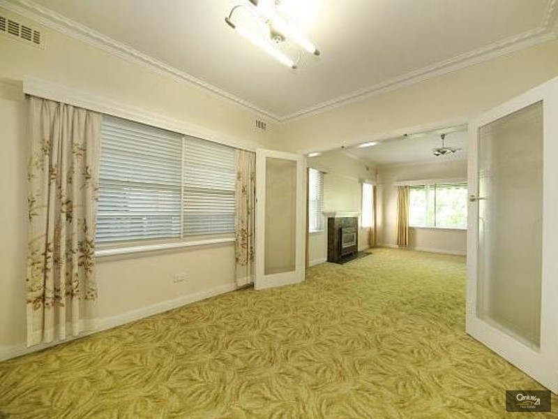 34 Inverness Street, Clarinda VIC 3169