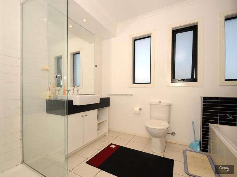 3 Botanic Drive, Clayton South VIC 3169