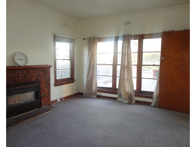 1987 Dandenong Road, Clayton VIC 3168