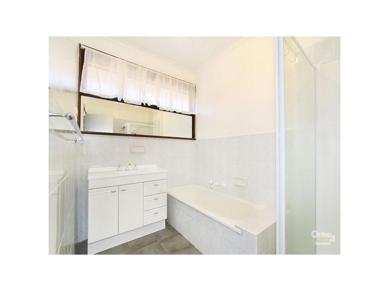 5 Oakes Avenue, Clayton South VIC 3169