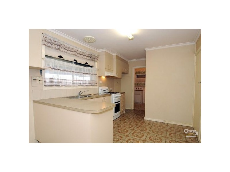 38 Ireland Road, Clayton South VIC 3169