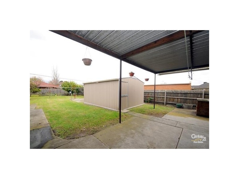 38 Ireland Road, Clayton South VIC 3169