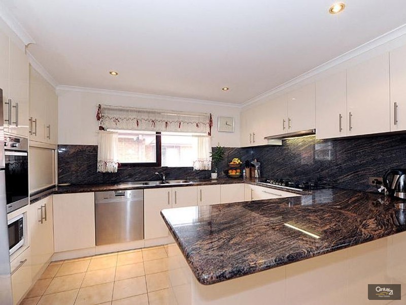 10 Bradley Court, Clarinda VIC 3169