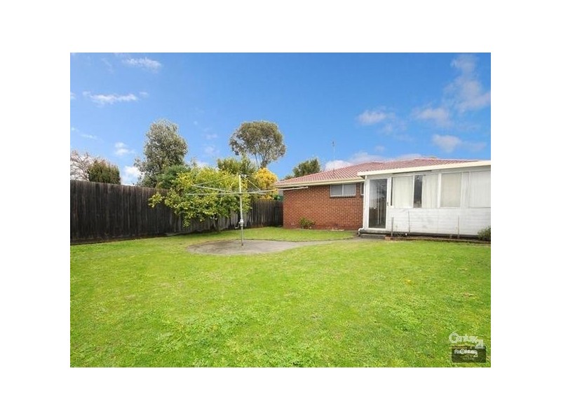 10 Warraweena Road, Clayton South VIC 3169