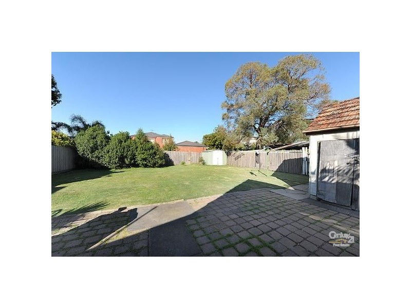 18 Mimosa Avenue, Oakleigh South VIC 3167