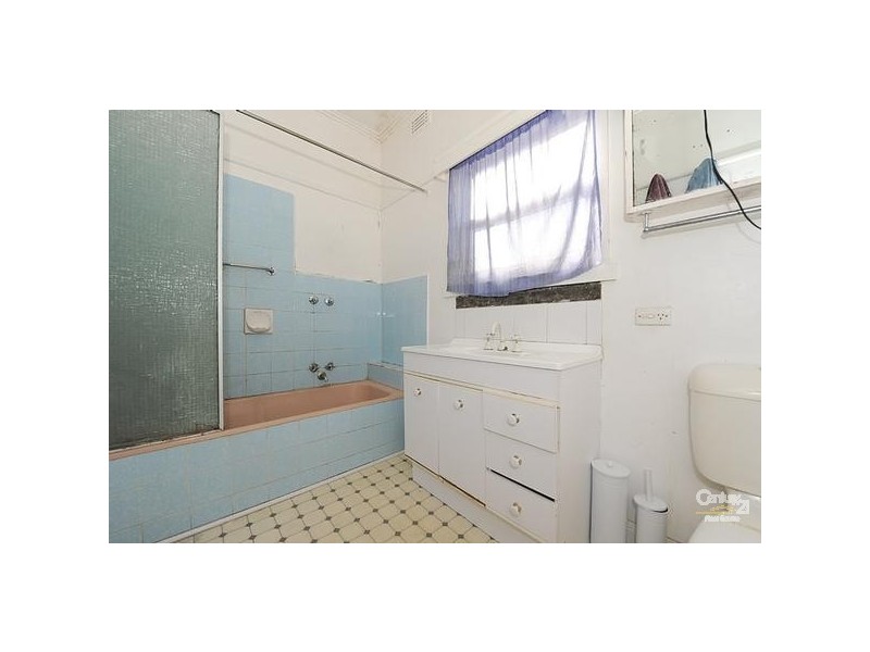 18 Mimosa Avenue, Oakleigh South VIC 3167