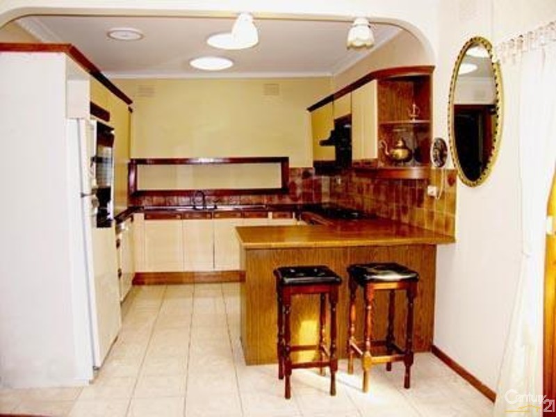 8  Wisteria Court, Clarinda VIC 3169