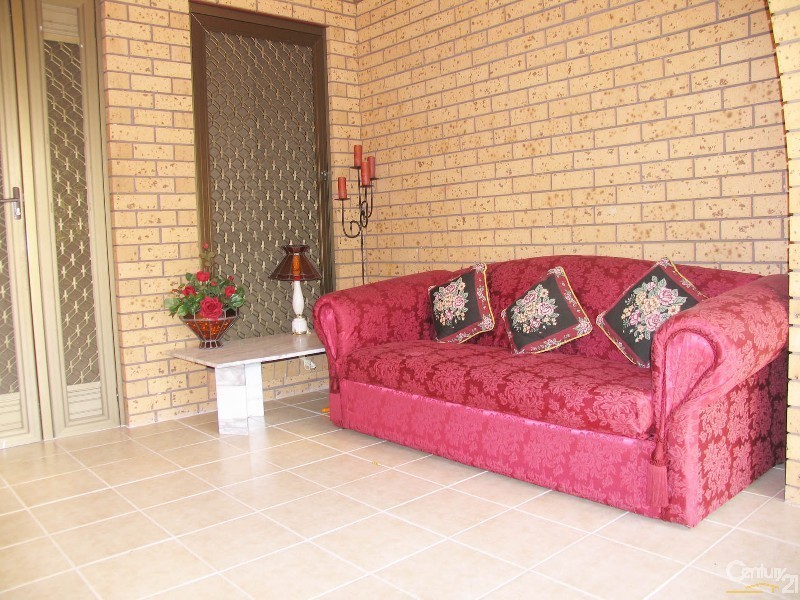 8  Wisteria Court, Clarinda VIC 3169