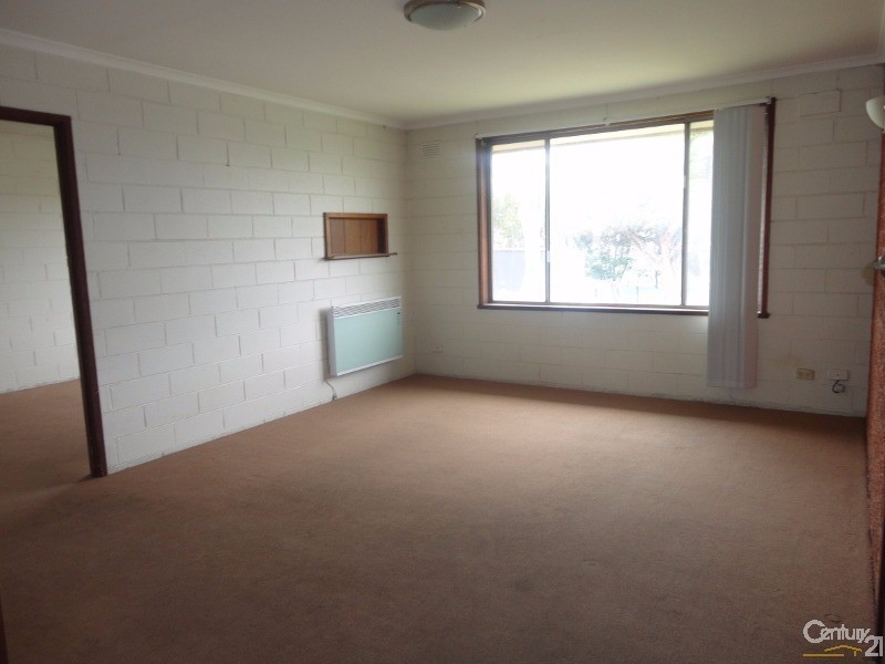 Unit 13 Kombi Road, Clayton South VIC 3169