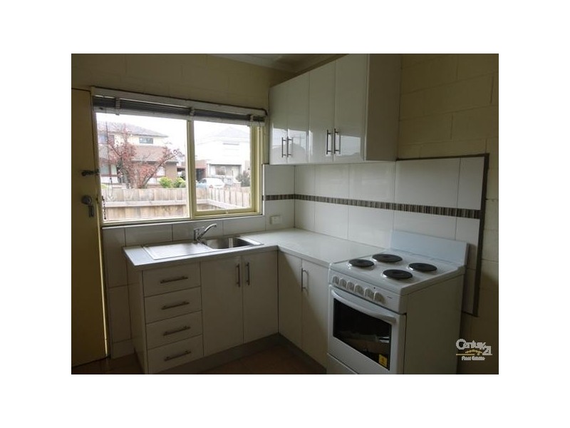 3/17 Oakes Avenue, Clayton South VIC 3169