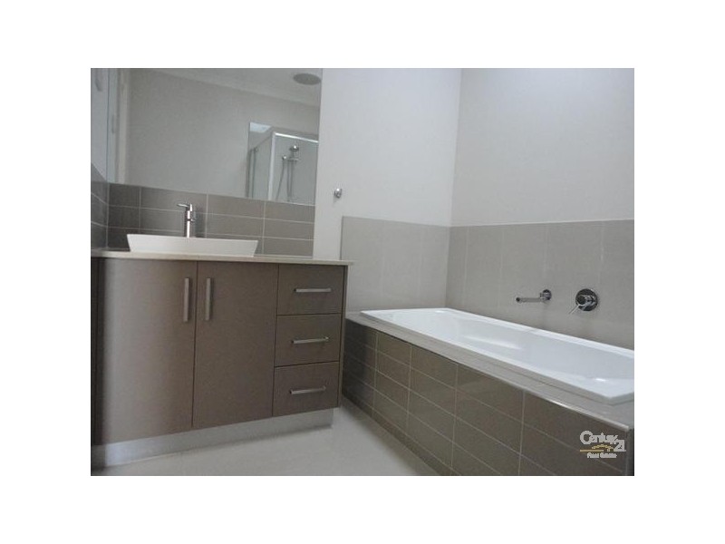 2/398 Clayton Road, Clayton South VIC 3169