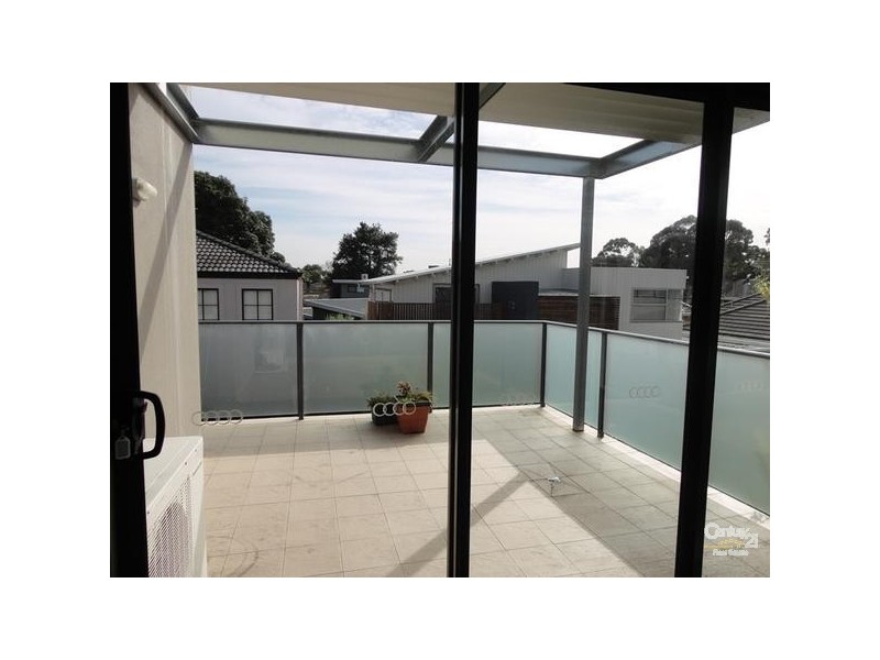 7/76 East Boundary Road, Bentleigh East VIC 3165