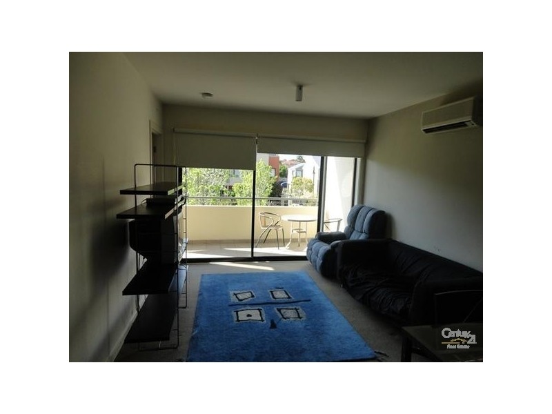 30/2 Greenfield Drive, Clayton VIC 3168