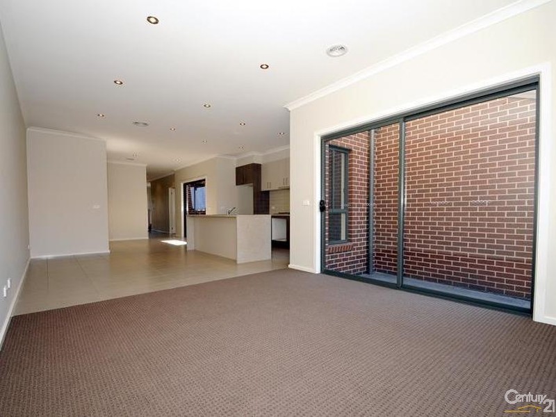 1/4 Rowson Grove, Clarinda VIC 3169