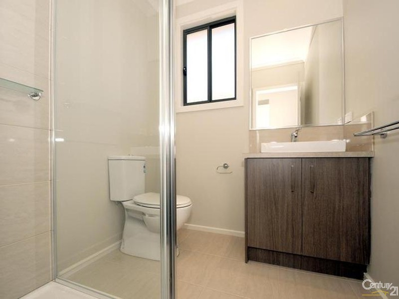 1/4 Rowson Grove, Clarinda VIC 3169