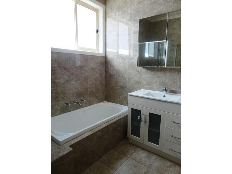 29 Bond Street, Clayton South VIC 3169