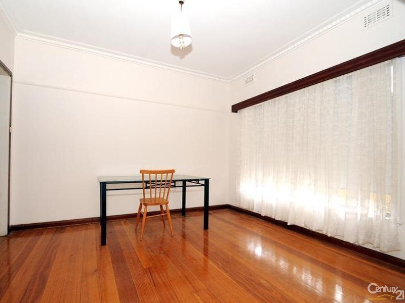11 Colonel Street, Clayton VIC 3168