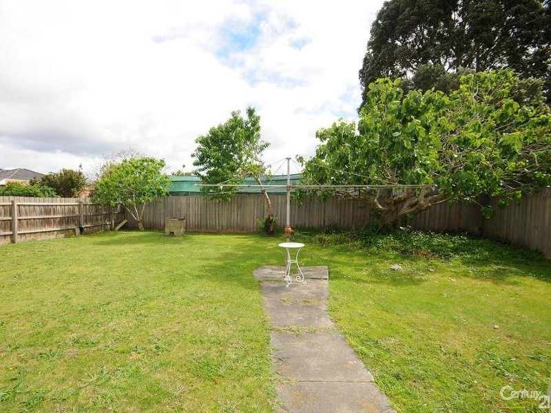 11 Colonel Street, Clayton VIC 3168