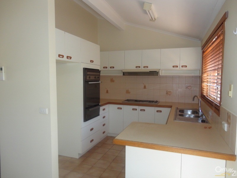 22/11 Hannah Street, Cheltenham VIC 3192