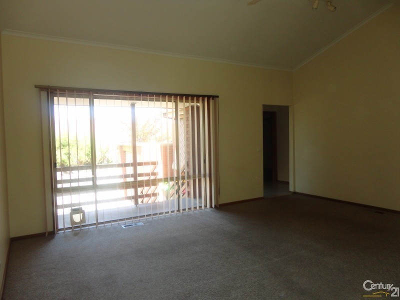 22/11 Hannah Street, Cheltenham VIC 3192