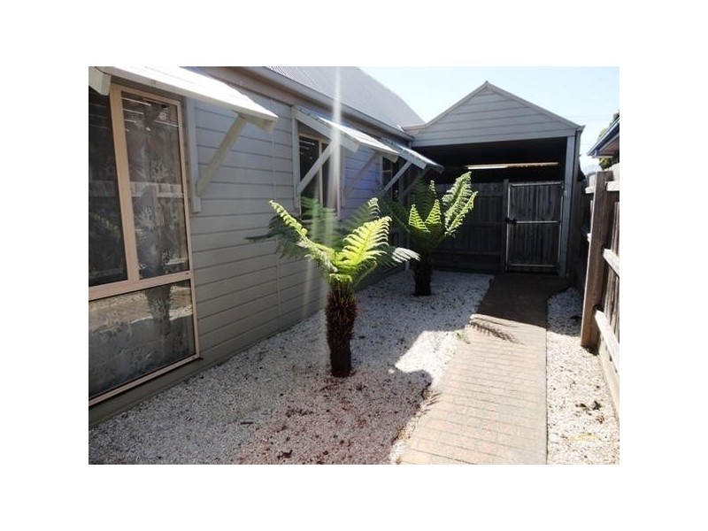 44A Glenelg Drive, Clayton South VIC 3169