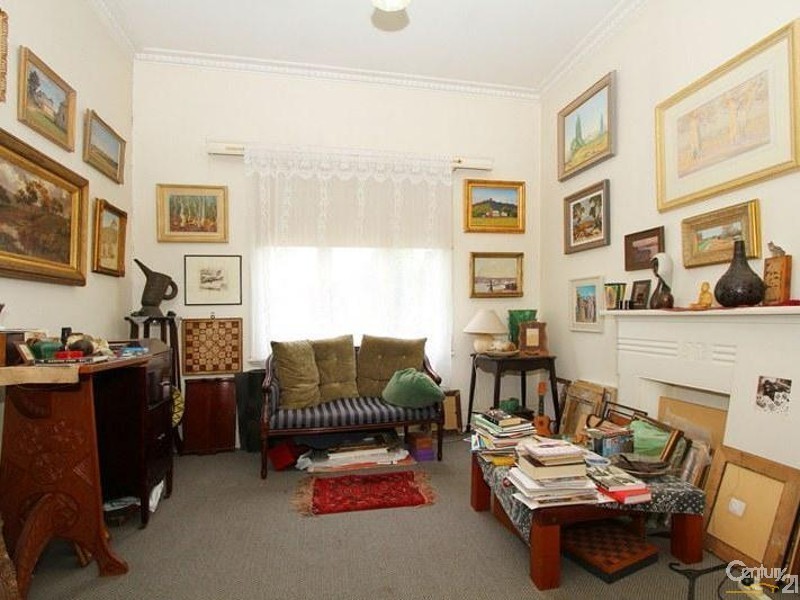 76 Rossmoyne Street, Thornbury VIC 3071