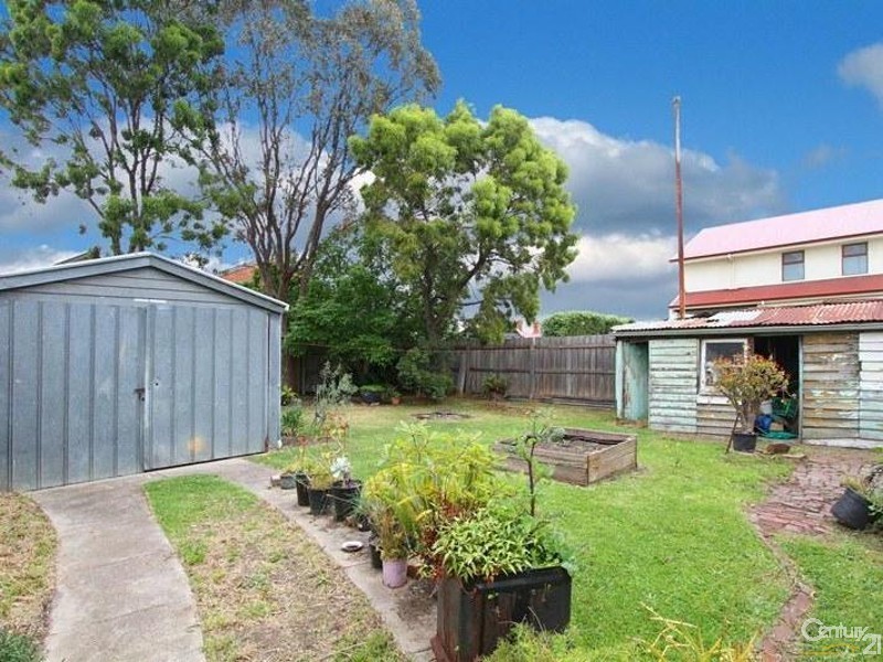 76 Rossmoyne Street, Thornbury VIC 3071