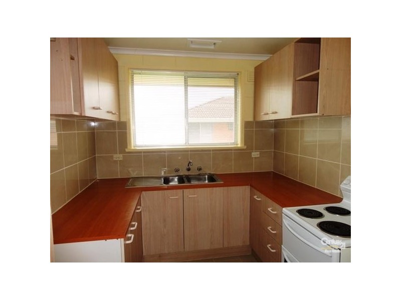 4/31-33 First Street, Clayton South VIC 3169