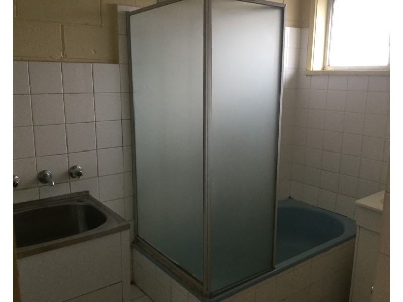 4/31-33 First Street, Clayton South VIC 3169