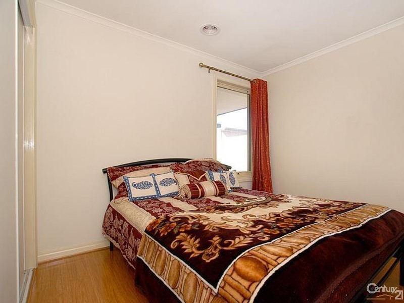 2/79 Kionga Street, Clayton VIC 3168