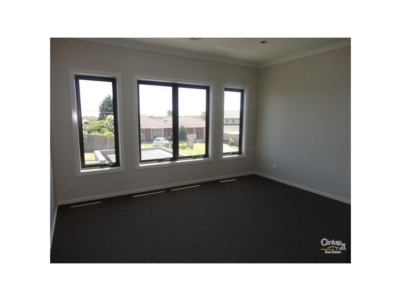 2/4 Rowson Grove, Clayton South VIC 3169