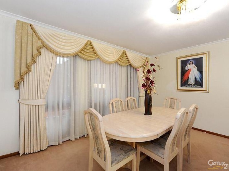 9 Rochell Court, Clarinda VIC 3169