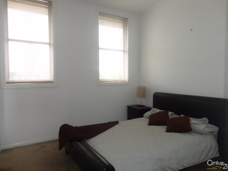 8/6 Willgilson Court, Oakleigh VIC 3166