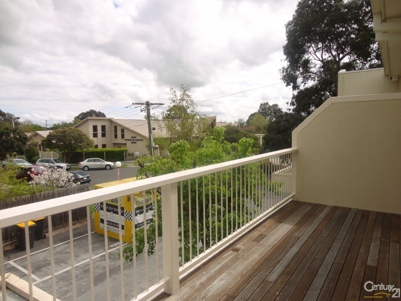 8/6 Willgilson Court, Oakleigh VIC 3166