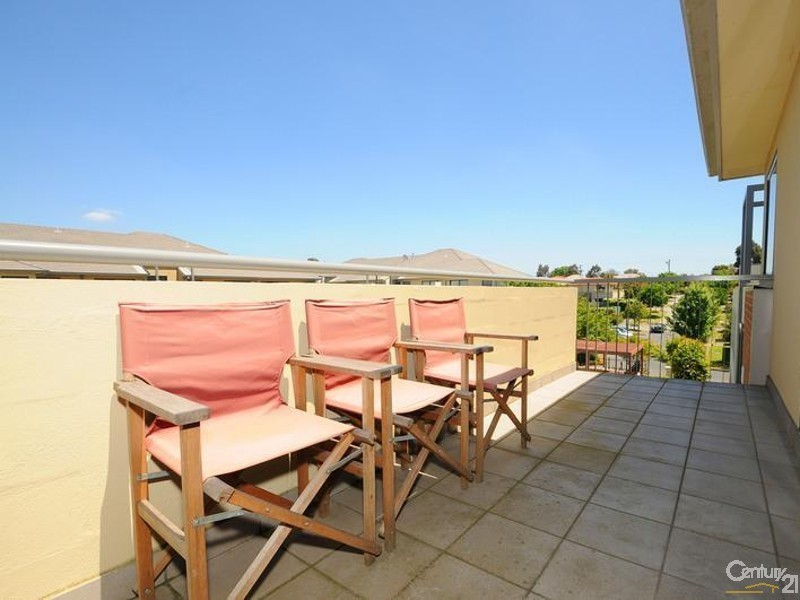 36/2 Monash Green Drive, Clayton VIC 3168