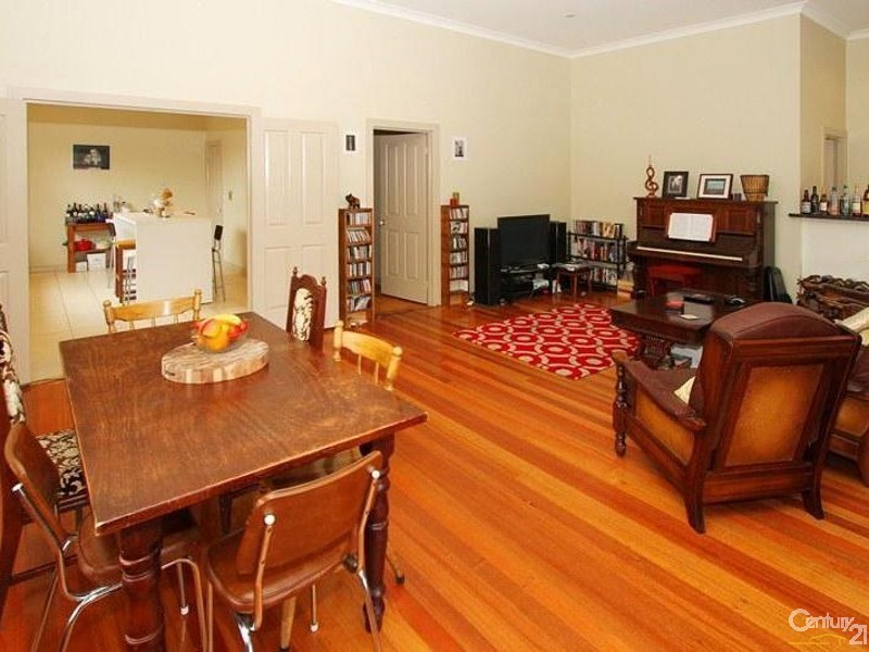 78 Rossmoyne Street, Thornbury VIC 3071