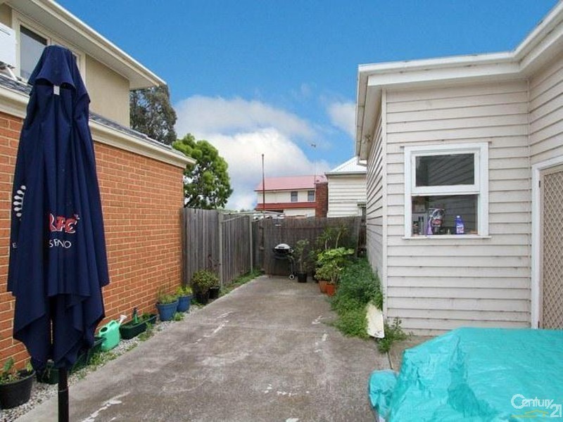 78 Rossmoyne Street, Thornbury VIC 3071