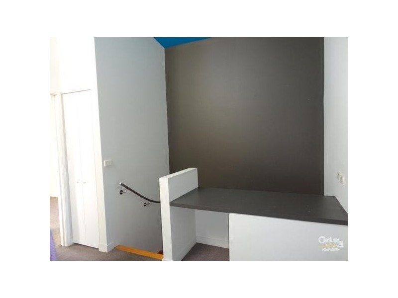 8/27-29 Clayton Road, Oakleigh East VIC 3166