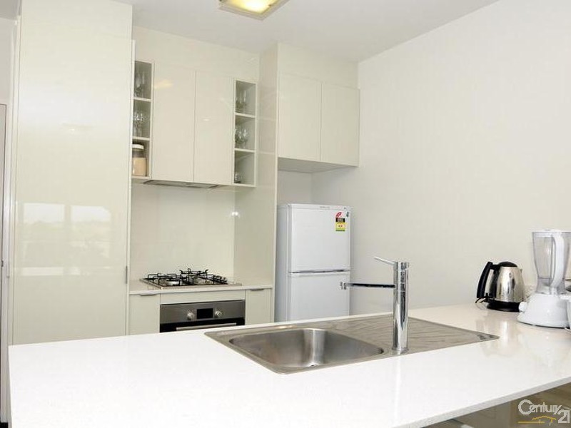 A318/61-111 Rosebank Avenue, Clayton South VIC 3169